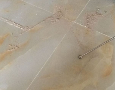 鼎湖瓷砖空鼓维修公司分享粘合剂选择不当在瓷砖铺贴过程中可能导致以下问题
